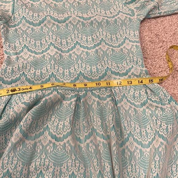 🥳5 for $25 sale! #5for25 Darling dress! Great condition! Stretchy - Picture 8 of 9